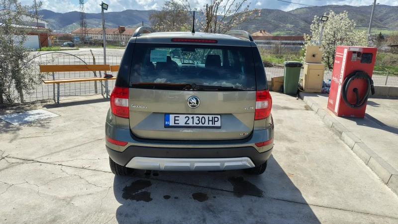 Skoda Yeti 2.0TDI * 110кс* 4х4* РЪЧНИ СКОРОСТИ* ОБСЛУЖЕНА* , снимка 7 - Автомобили и джипове - 52346880