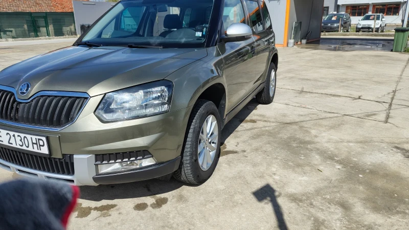 Skoda Yeti 2.0TDI * 110кс* 4х4* РЪЧНИ СКОРОСТИ* ОБСЛУЖЕНА* , снимка 3 - Автомобили и джипове - 52346880
