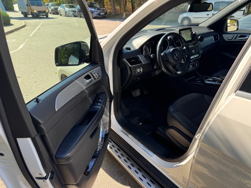 Mercedes-Benz GLE 250, снимка 14 - Автомобили и джипове - 52597963