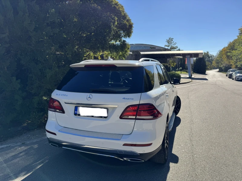 Mercedes-Benz GLE 250, снимка 4 - Автомобили и джипове - 52597963