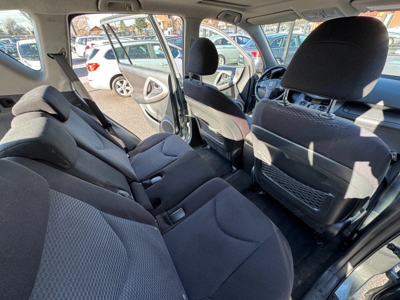 Toyota Rav4 2.0 VVT-I 4x4, снимка 12 - Автомобили и джипове - 52513299