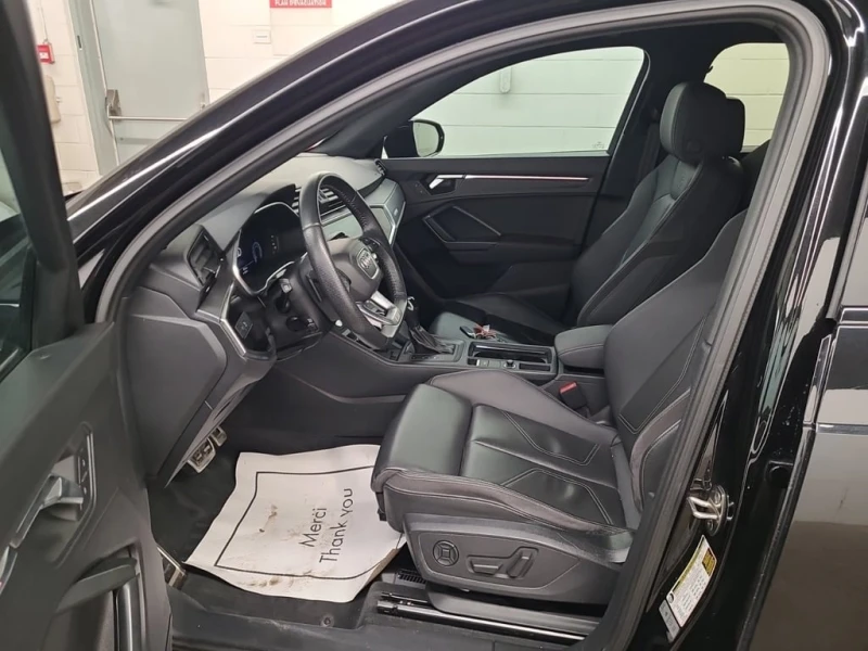 Audi Q3 * TECHNIK * CARFAX * , снимка 5 - Автомобили и джипове - 52839615