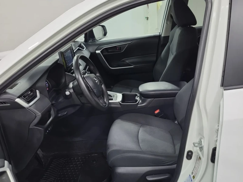 Toyota Rav4 * LE * CARFAX * ЦЕНА ДО БГ, снимка 5 - Автомобили и джипове - 53262049