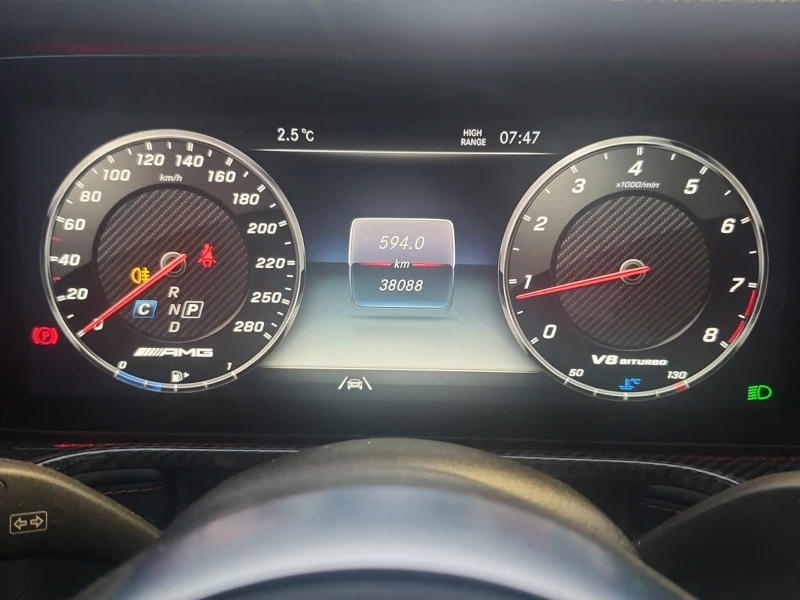 Mercedes-Benz G 63 AMG МАСАЖ| ОБДУХ| 360| HEADUP| BURMESTER| АМБИЕНТ| PAN, снимка 10 - Автомобили и джипове - 53524037