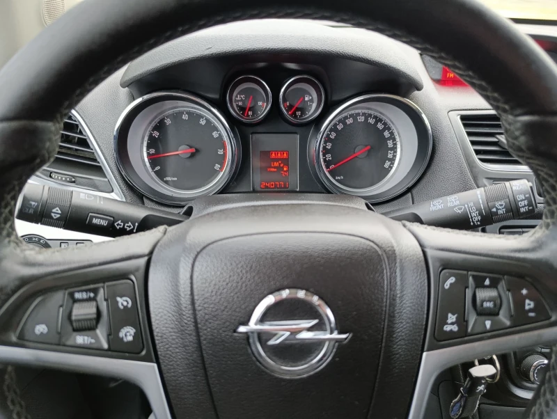 Opel Mokka 1.4Т ГАЗ ИТАЛИЯ, снимка 12 - Автомобили и джипове - 53565352