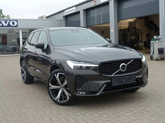 Volvo XC60 B4 D AWD Ultimate - изображение 3