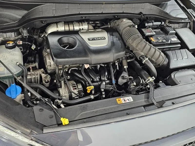 Hyundai Kona 1.6 - САМО 30% АВАНС, снимка 6 - Автомобили и джипове - 56305084