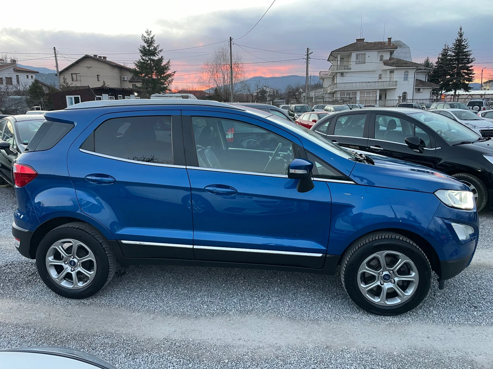 Ford EcoSport 1.0i TITANIUM Navi Full Facelift Euro 6 - изображение 8