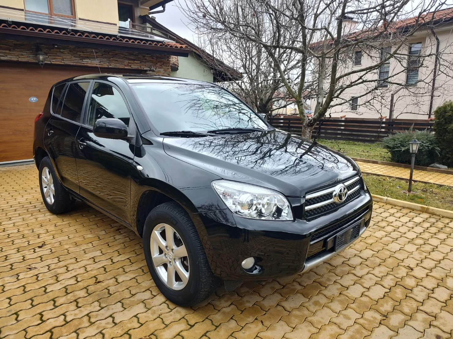 Toyota Rav4 2.2D4D-136кс-Crossover - изображение 3