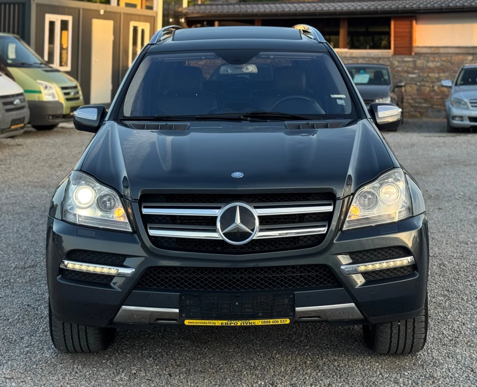 Mercedes-Benz GL 350 3.5CDI НАВИ ОБДУХВАНЕ ПАМЕТ DISTRONIC FULL - изображение 2