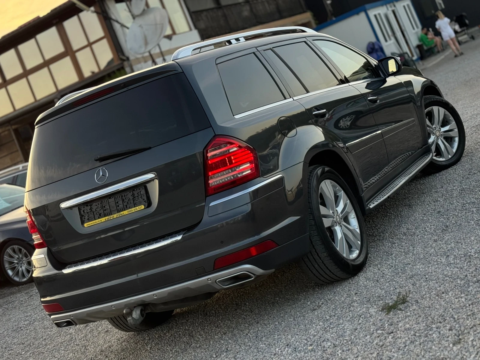 Mercedes-Benz GL 350 3.5CDI НАВИ ОБДУХВАНЕ ПАМЕТ DISTRONIC FULL - изображение 6