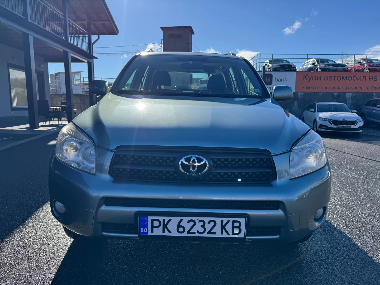 Toyota Rav4 2.0 VVT-I 4x4 - изображение 2