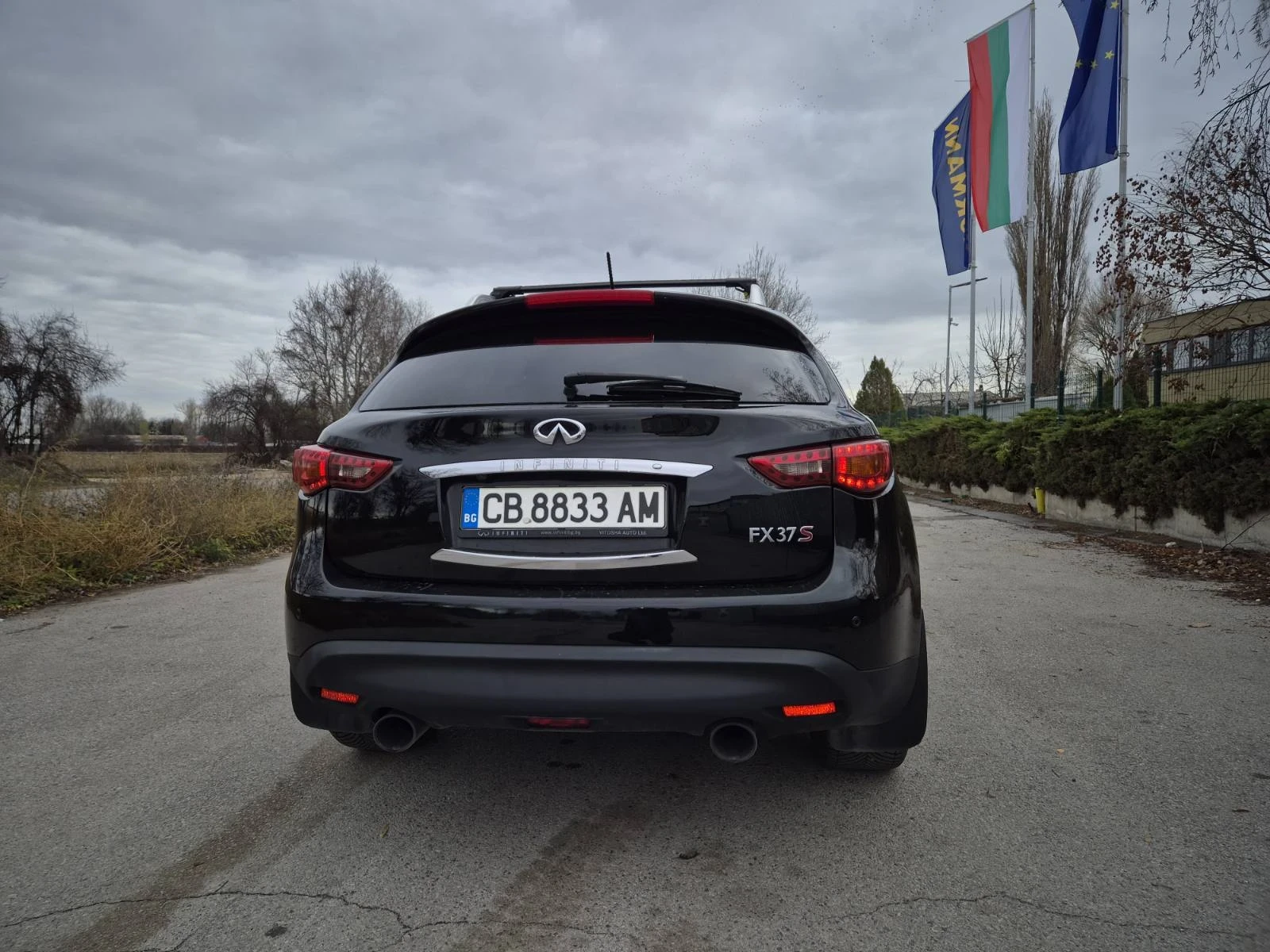 Infiniti Fx 37 V6 3.7 - изображение 4