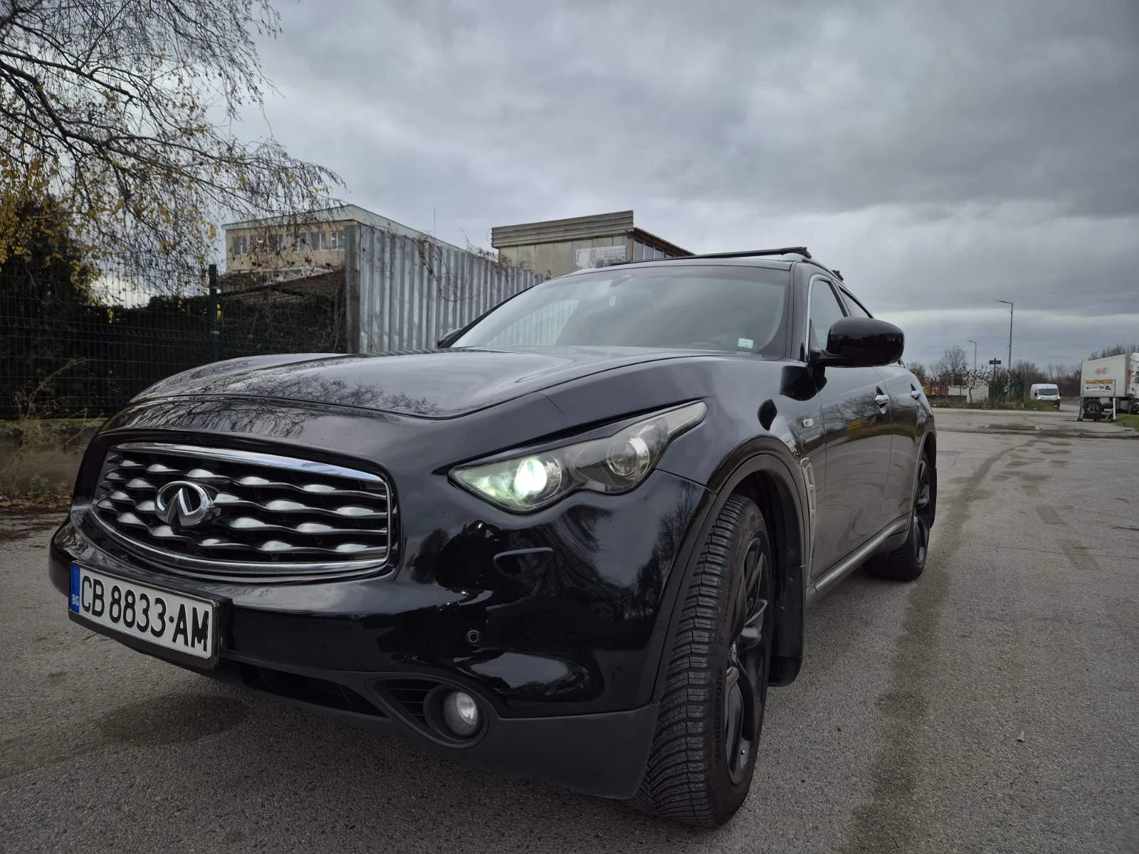 Infiniti Fx 37 V6 3.7 - изображение 8
