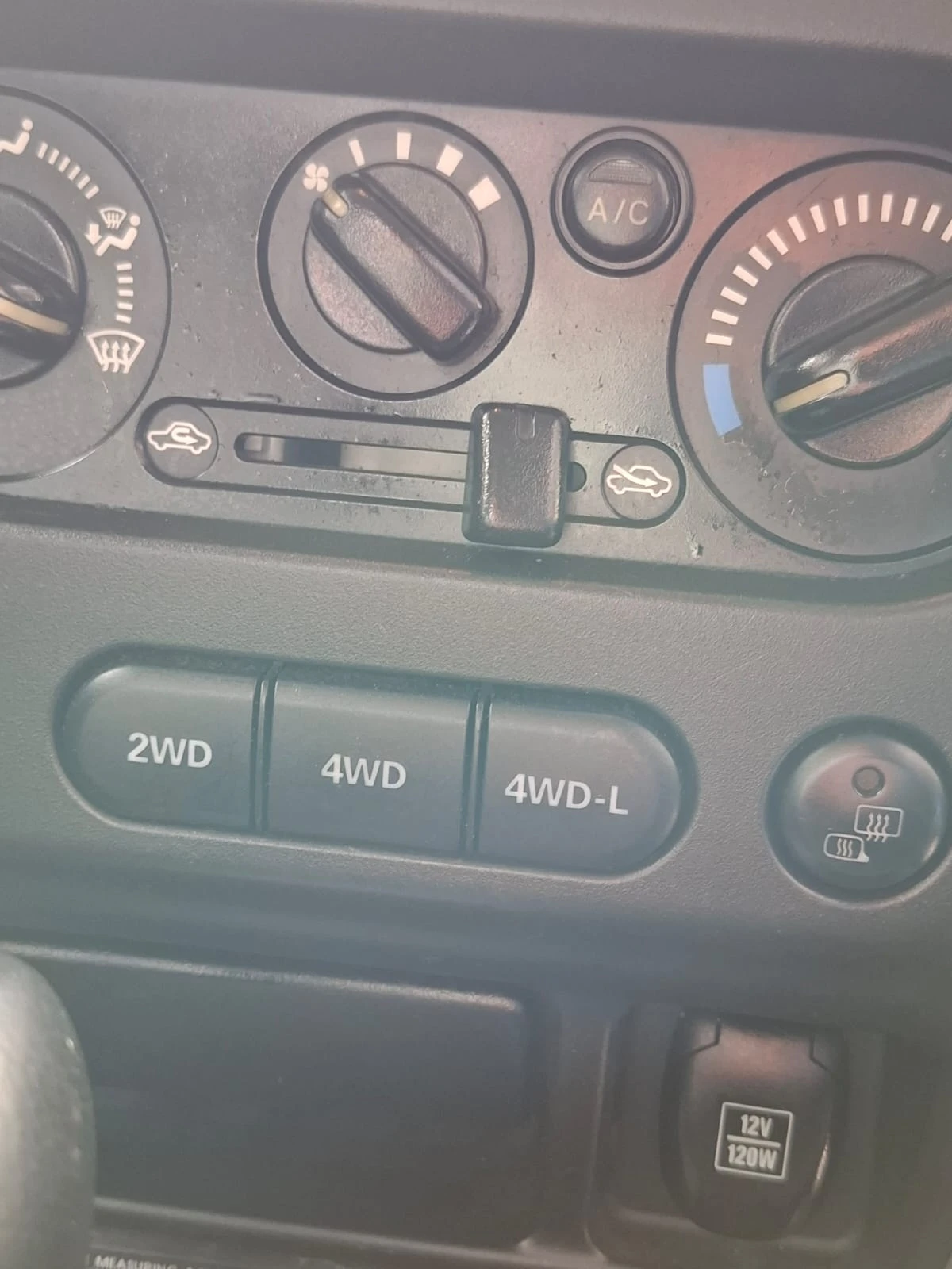 Suzuki Jimny, снимка 11 - Автомобили и джипове - 53600702