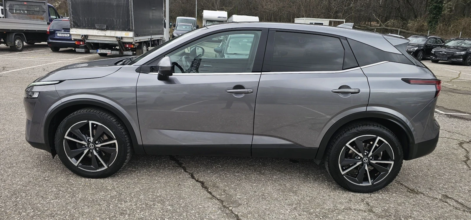 Nissan Qashqai 1.3 mild hybrid  камера 360 Германия , снимка 8 - Автомобили и джипове - 54035139