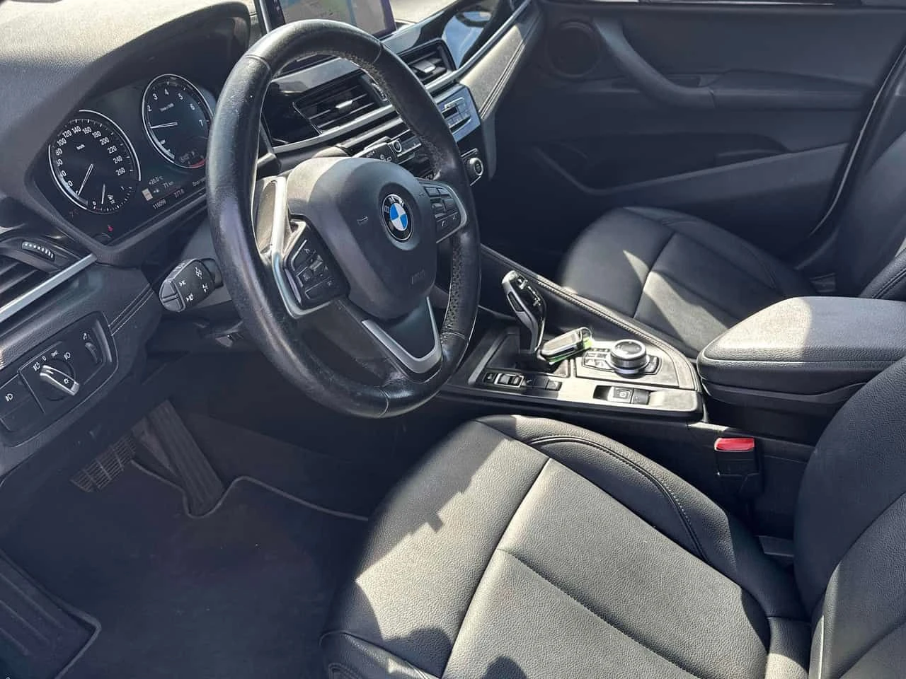 BMW X2 xDrive28i/ПАНОРАМА/ПОДГРЕВИ, снимка 7 - Автомобили и джипове - 54377496