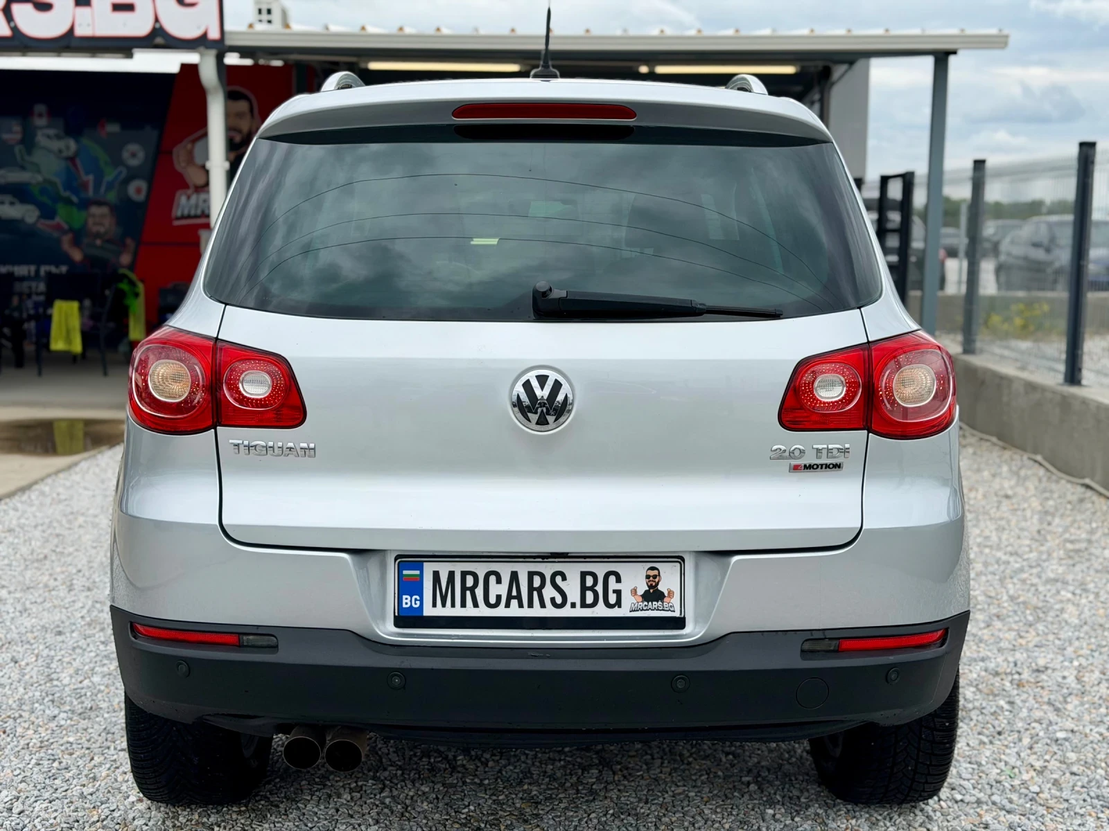 VW Tiguan 2.0 TDI / 4 Motion / AVTOMAT / PANORAMA, снимка 5 - Автомобили и джипове - 54412446