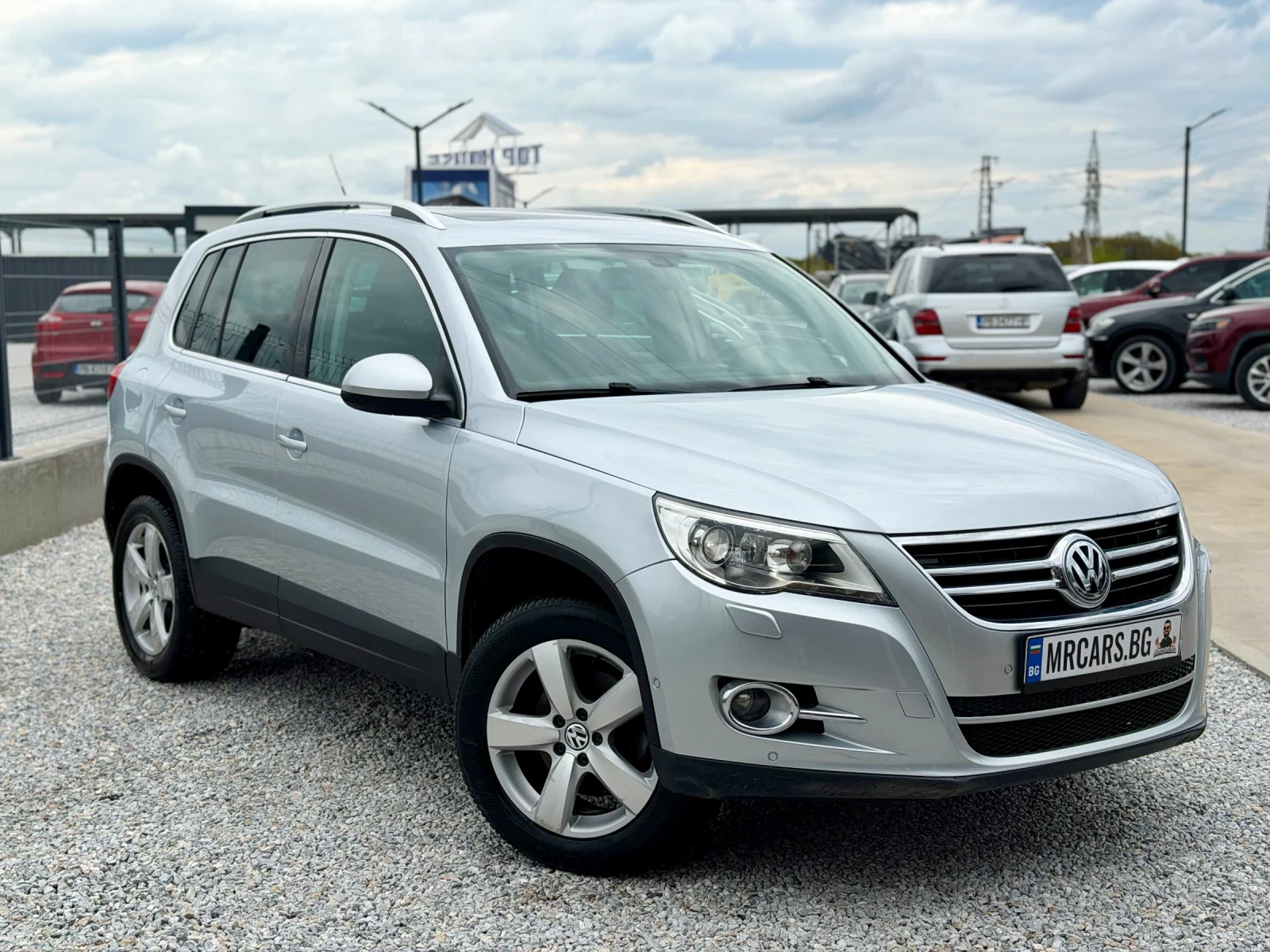 VW Tiguan 2.0 TDI / 4 Motion / AVTOMAT / PANORAMA, снимка 3 - Автомобили и джипове - 54412446