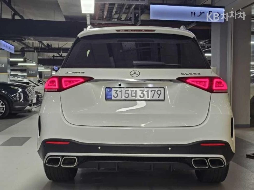 Mercedes-Benz GLE 300 63 AMG LOOK* AIRMATIC* AMBIENT* DISTRONIK* КРАЙНА , снимка 6 - Автомобили и джипове - 54442617