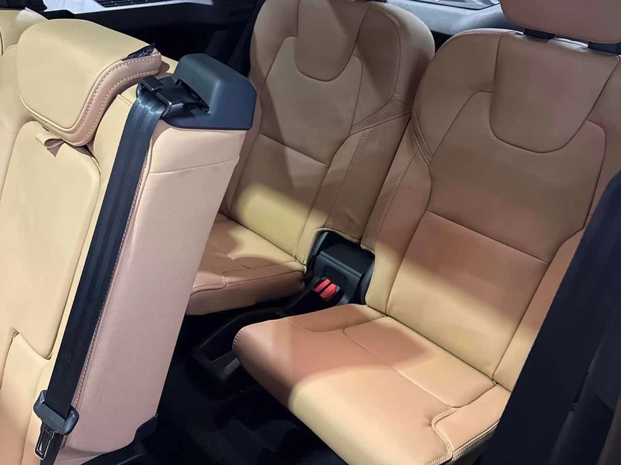 Volvo Xc90 * Ultra Bright Theme * CARFAX * ���� �� �� | Mobile.bg � ����������� 14