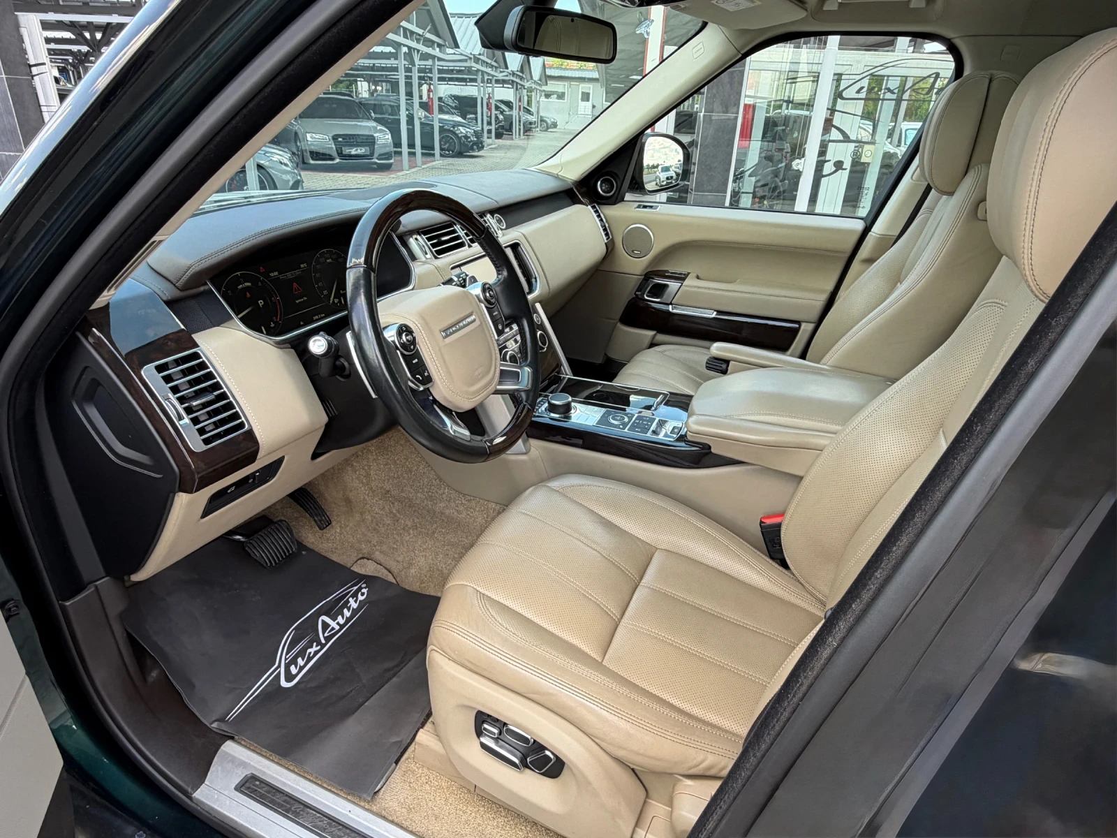 Land Rover Range rover 4.4TDV8#AUTOBIOGRAPHY#FULL FULL#2015, снимка 12 - Автомобили и джипове - 54980043