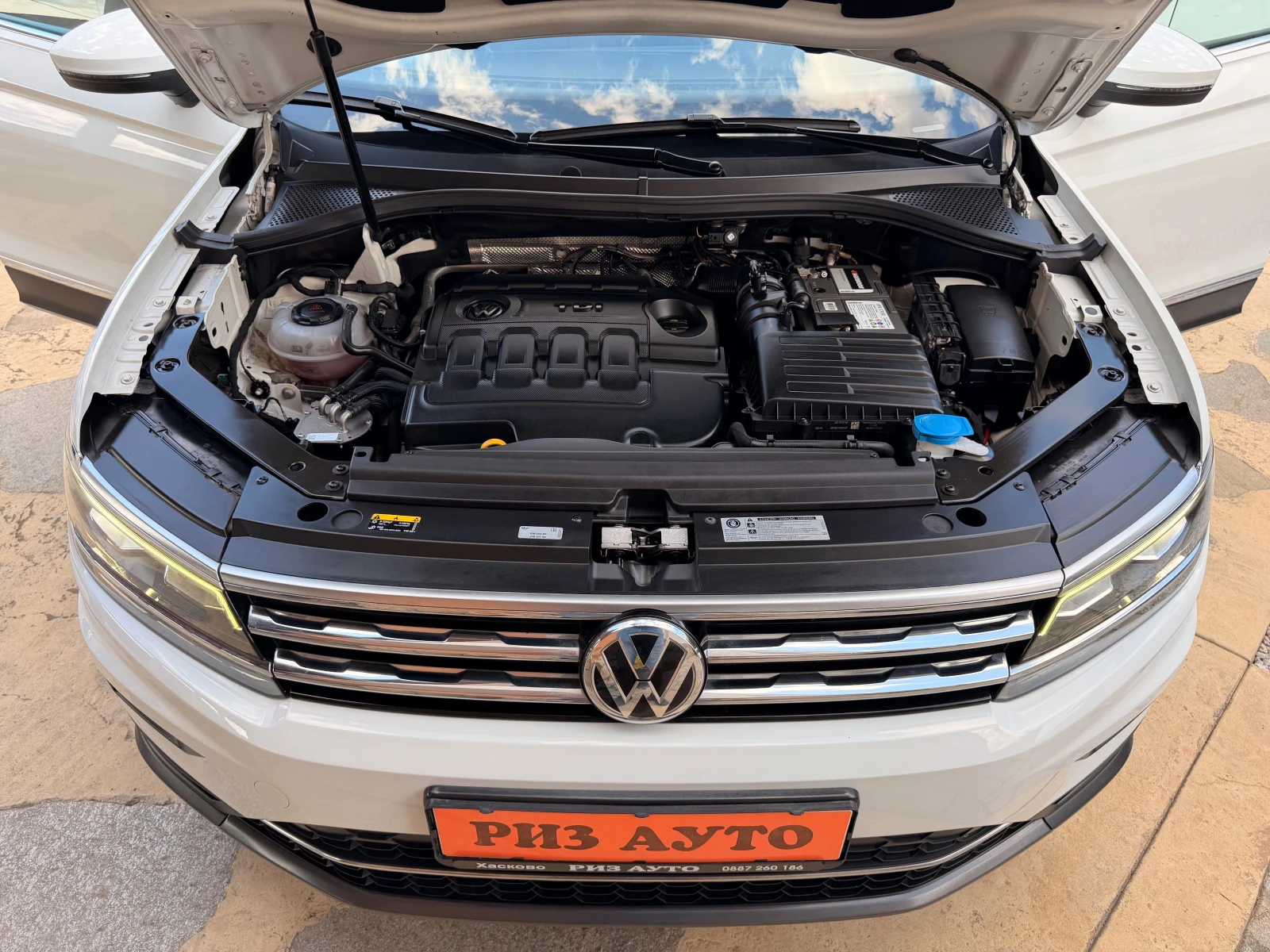 VW Tiguan 2.0TDI* NAVI* 360 KAMERA* DIGITAL* LIZING, снимка 17 - Автомобили и джипове - 55223322