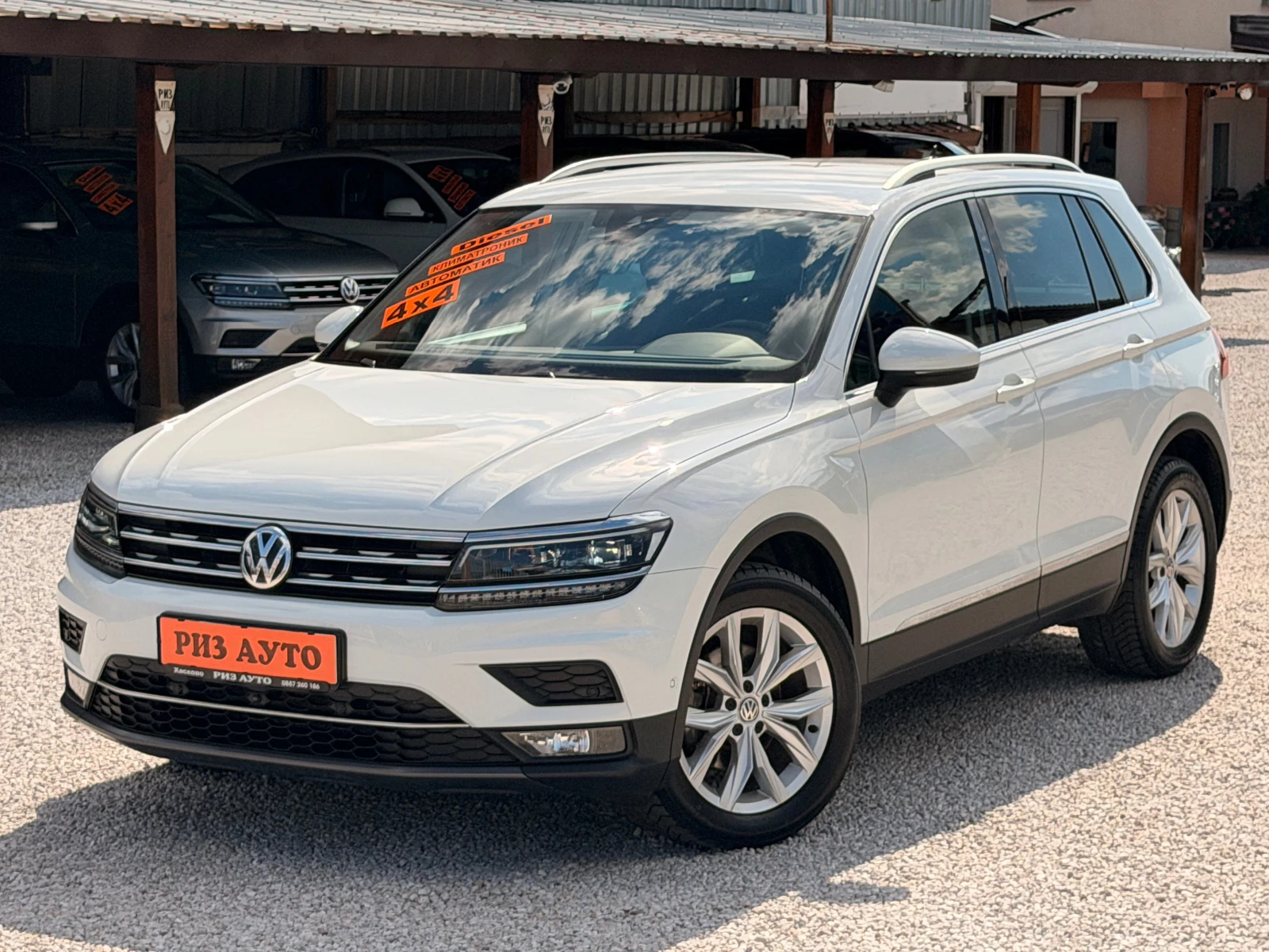 VW Tiguan 2.0TDI* NAVI* 360 KAMERA* DIGITAL* LIZING, снимка 14 - Автомобили и джипове - 55223322