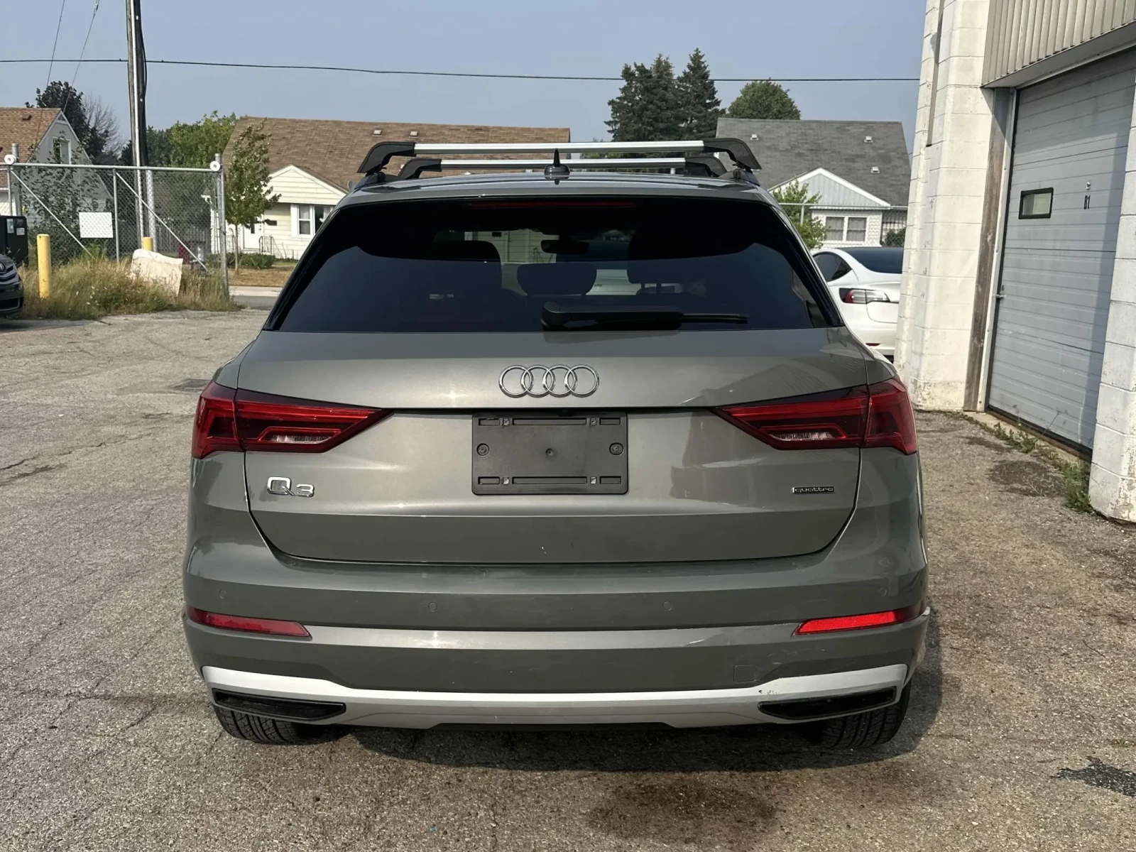 Audi Q3 Komfort / DISTRONIC / LED / ПРОГНОЗНА ЦЕНА ДО БЪЛГ, снимка 5 - Автомобили и джипове - 55338472