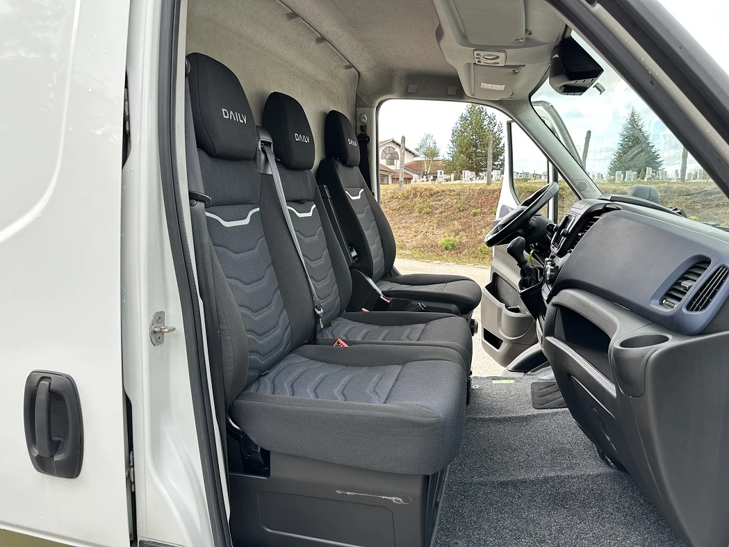 Iveco 35S18 HI-MATIC* MAXI L4H2* LED* ВЪЗ.ВЪЗГЛАВНИЦИ* КЛИМA - изображение 10