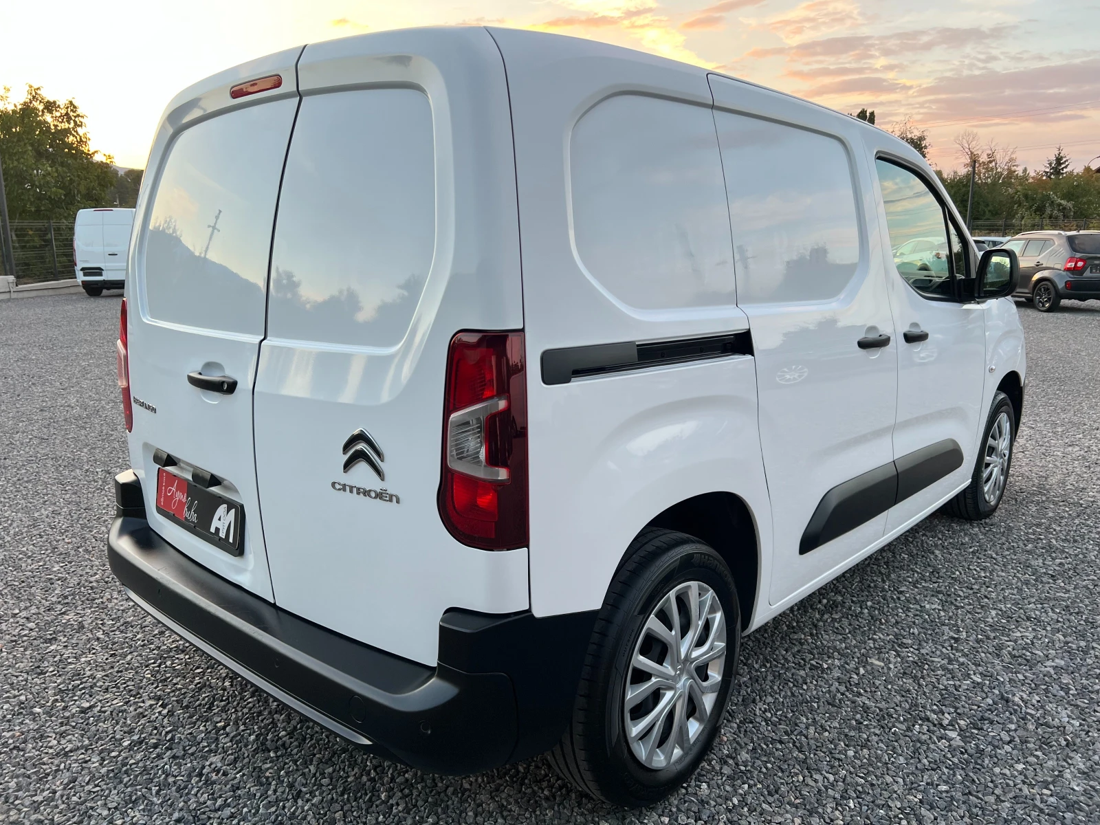 Citroen Berlingo 1.5HDI /150155км./VR7EFYHYCMJ528639/3-МЕСТЕН/PDC/, снимка 5 - Бусове и автобуси - 56078483