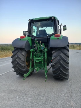      John Deere 6930