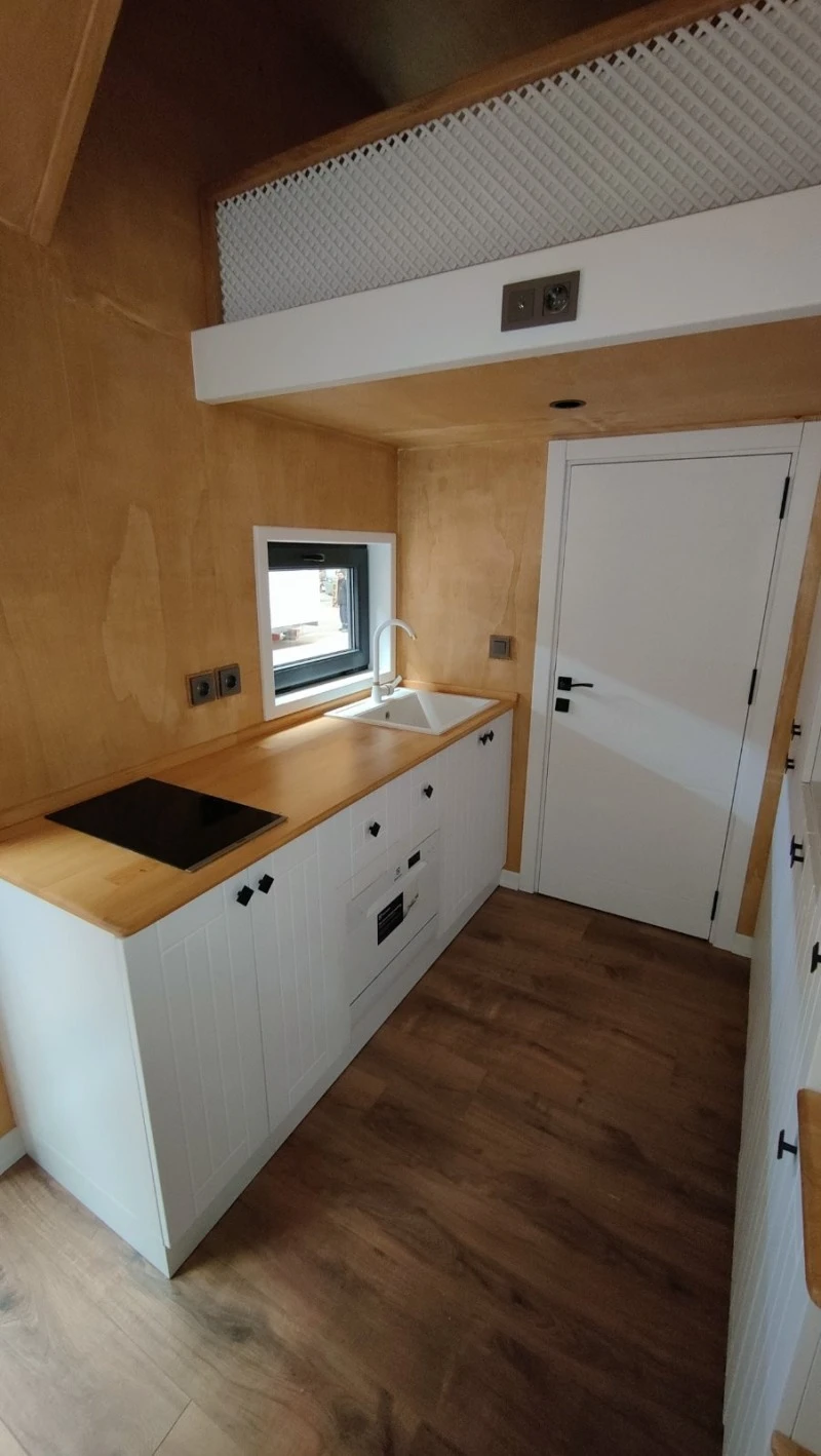 Каравана Други TINY HOUSE CAMPERISIMO, снимка 8 - Каравани и кемпери - 47218880