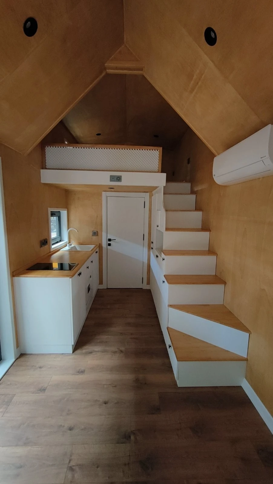 Каравана Други TINY HOUSE CAMPERISIMO - изображение 7