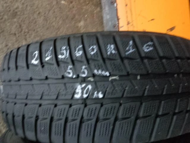 Гуми Зимни 215/60R16, снимка 5 - Гуми и джанти - 12733713