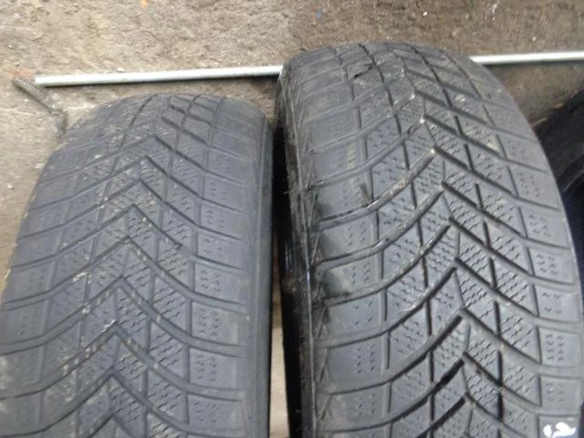 Гуми Зимни 185/55R15, снимка 8 - Гуми и джанти - 20296834