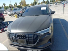 Audi E-Tron Premium Plus, снимка 13