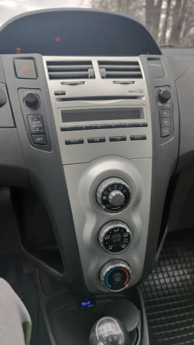 Обява за продажба на Toyota Yaris ~6 700 лв. - изображение 3