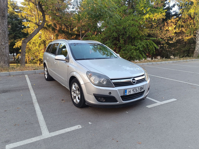 Opel Astra, снимка 8 - Автомобили и джипове - 46180606