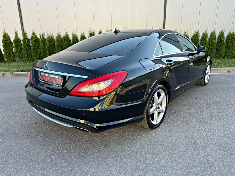 Mercedes-Benz CLS 350 i BlueEfficiency V6/AMG/Coupe/FULL ШВЕЙЦАРИЯ!!!, снимка 6 - Автомобили и джипове - 46173114