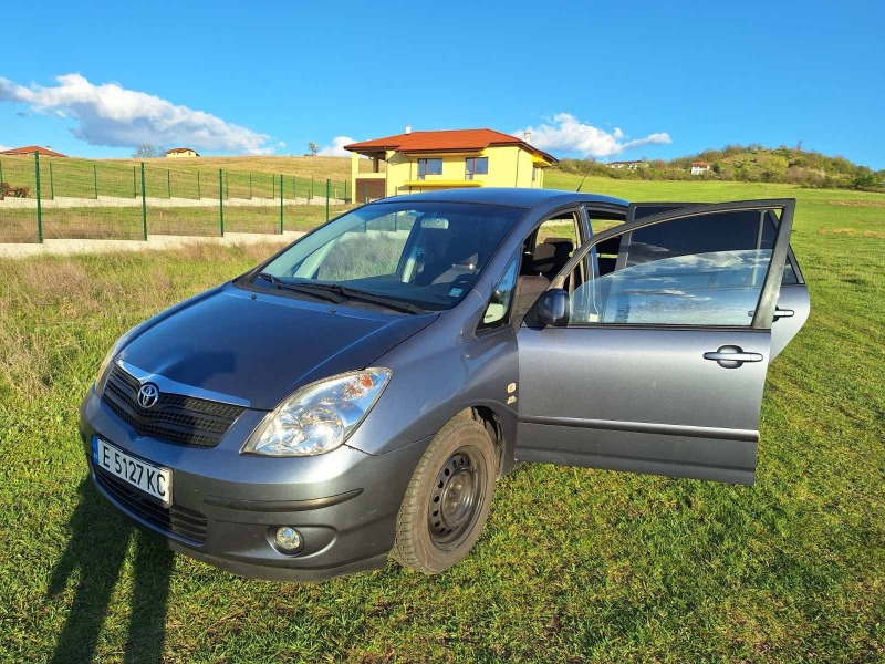 Toyota Corolla verso, снимка 2 - Автомобили и джипове - 46262599