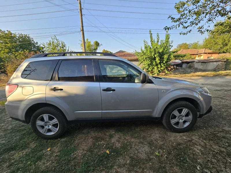 Subaru Forester 2.0 бензин , снимка 5 - Автомобили и джипове - 47178522