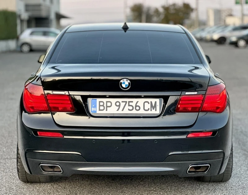 BMW 740 M-Packet. Digital, soft close, harman/kardon, снимка 5 - Автомобили и джипове - 48148034