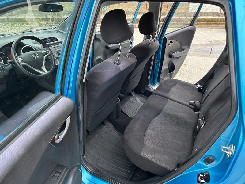 Honda Jazz 1.4, снимка 6 - Автомобили и джипове - 48299911