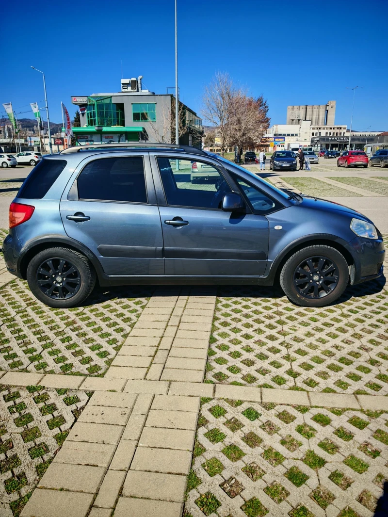 Suzuki SX4 1.6 бензин , снимка 5 - Автомобили и джипове - 49457846