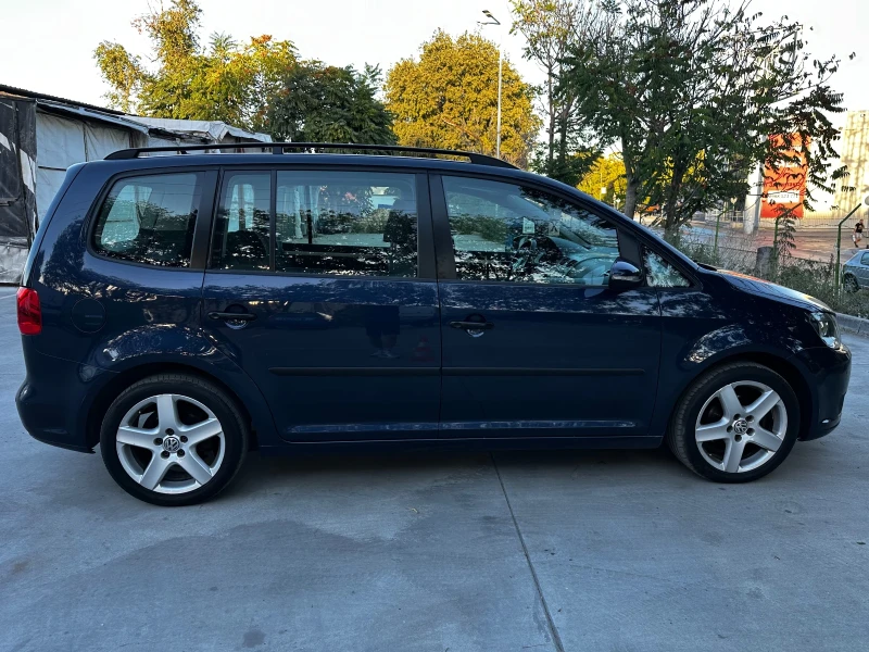 VW Touran, снимка 7 - Автомобили и джипове - 52772568