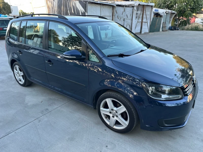 VW Touran, снимка 8 - Автомобили и джипове - 52772568