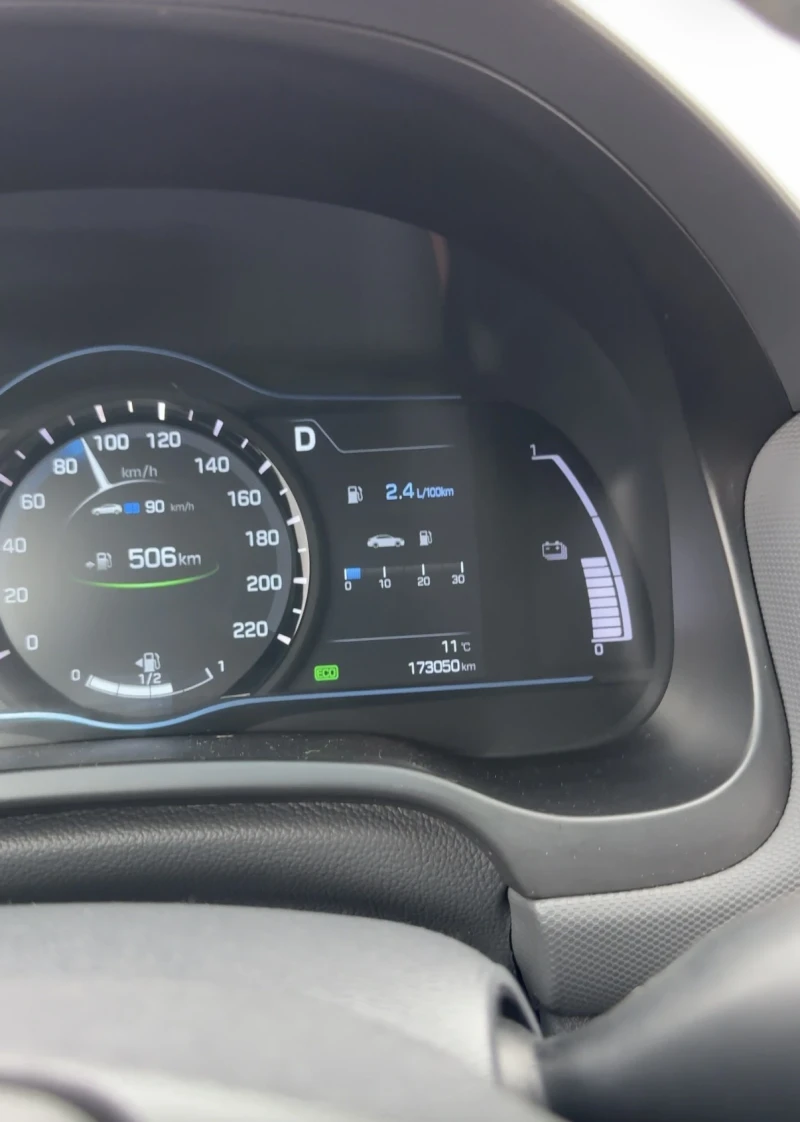 Hyundai Ioniq Hyundai Ioniq  1.6 HYBRID, снимка 6 - Автомобили и джипове - 52528986