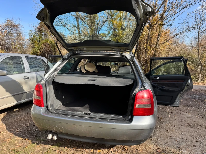 Audi A4, снимка 9 - Автомобили и джипове - 53036424