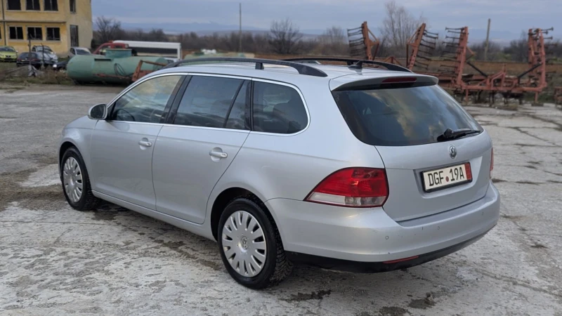 VW Golf Variant 2.0 TDI Full extra , снимка 4 - Автомобили и джипове - 53060947
